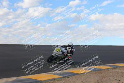 media/Sep-11-2022-SoCal Trackdays (Sun) [[81b7e951af]]/Bowl (820am)/